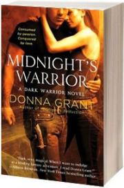 Книга - Полночный воин (ЛП).  Донна Грант  - прочитать полностью в библиотеке КнигаГо