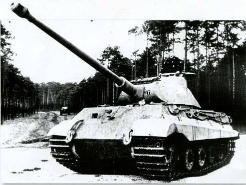 Книгаго: Боевые машины мира, 2014 № 23 Тяжелый танк Pz. KpfwVI Ausf.B «Тигр II». Иллюстрация № 2