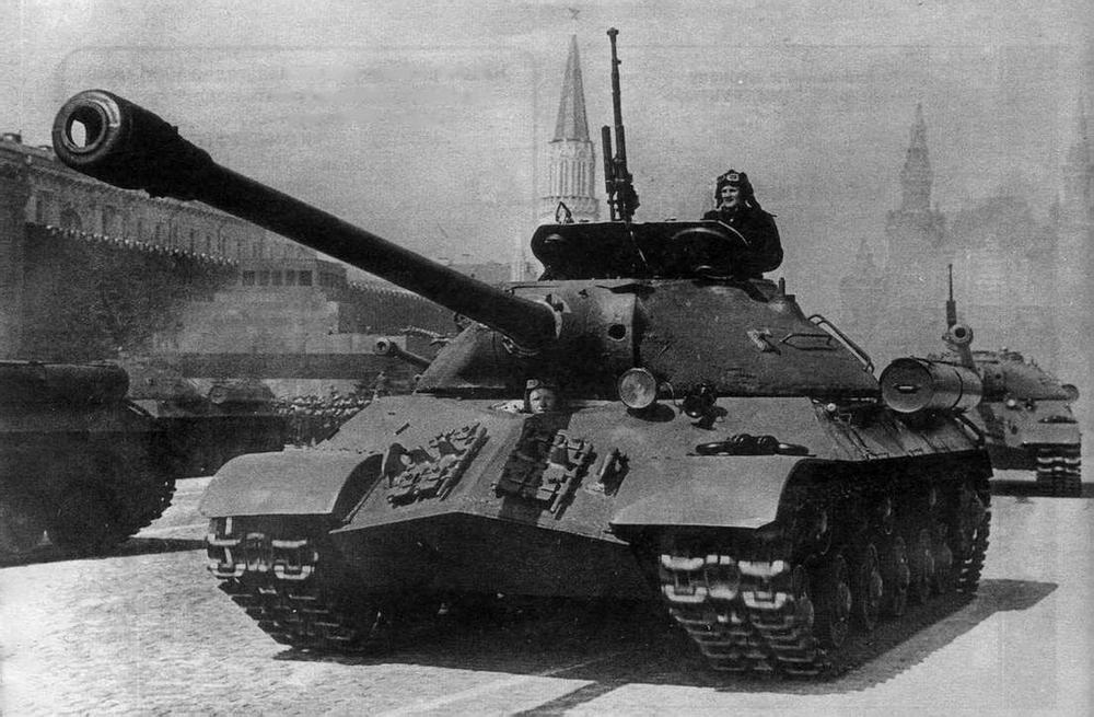 Книгаго: Бронеколлекция 1996 № 03 (6) Советские тяжелые послевоенные танки. Иллюстрация № 2