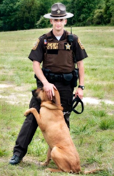 Книгаго: Как тренировать полицейских собак-ищеек и розыскных патрульных собак. Метод Кохера. Иллюстрация № 14